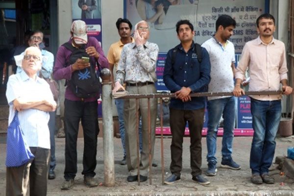 भारतीय शेयर बाजार में 4 साल की सबसे बड़ी गिरावट