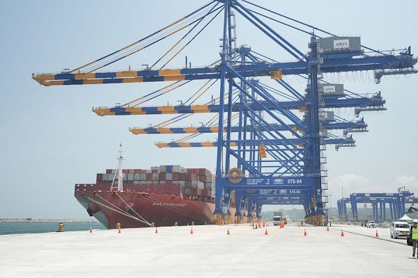 भारतीय पोर्ट सिर्फ माल ही नहीं, पूरी सप्लाई चेन को कर रहे हैं मजबूत