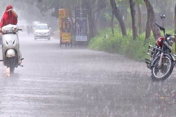 छत्तीसगढ़ में मौसम का मिजाज बदला, नए वर्ष में पांच जनवरी तक विभिन्न क्षेत्रों में बारिश के आसार