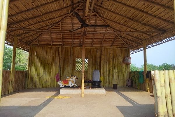 न्यूज,  दल्लीराजहरा/डौंडी: श्रीराम गुरुकुलम&zwnj;् सेवा समिति आश्रम जमरुवा (साल्हे) के तत्वाधान में आज गुरुकुलम&zwnj;् स्थापना समारोह आयोजित किया गया है।