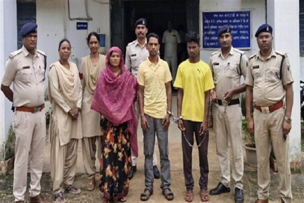 पंट्रोल पंप में 4.80 लाख रूपये लूट करने वाले तीन आरोपी गिरफ्तार