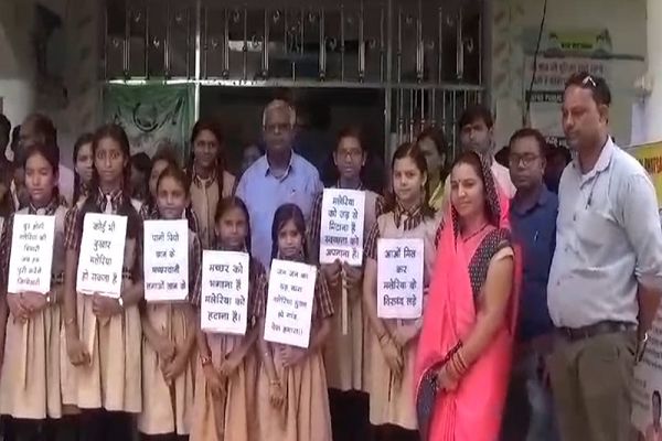 विश्व मच्छर दिवस पर छात्रों को जागरूक करने के लिए कार्यक्रम आयोजित