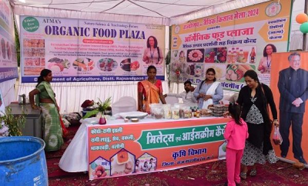 - कृषि विभाग द्वारा कृषक पाठशाला एवं जिला स्तरीय किसान मेला का किया गया आयोजन
