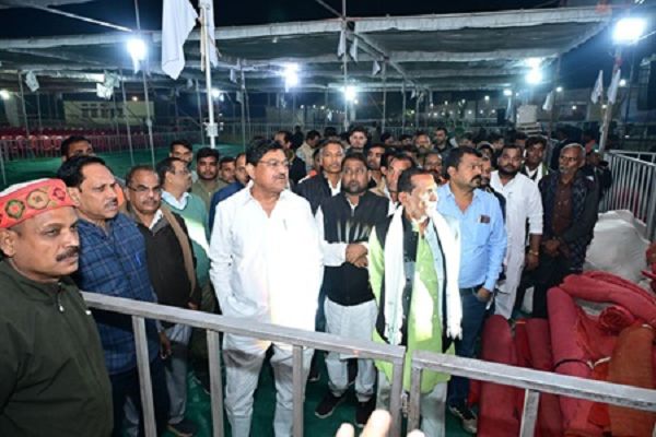 खाद्य मंत्री दयालदास बघेल ने महोत्सव की तैयारियों को दिया अंतिम रूप