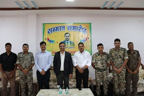 मुख्य न्यायिक मजिस्ट्रेट ताजुद्दीन आसिफ को आत्मीय विदाई