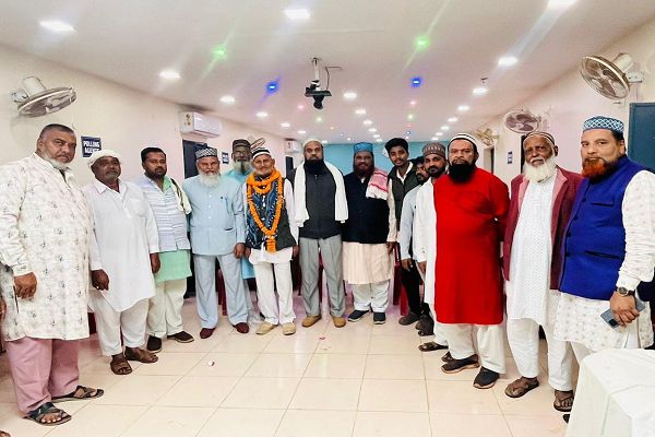  उमराह के लिए नियाज खान की रवानगी पर विशेष कार्यक्रम आयोजित