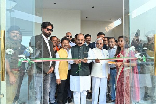  एरो क्लब रेस्टोरेन्ट का उपमुख्यमंत्री ने किया शुभारंभ