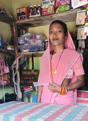 लखपति दीदी योजना से महिलाओं का हो रहा आजीविका संवर्धन