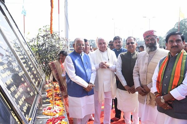 कुल उत्सव समारोह में शामिल हुए केरल के राज्यपाल आरिफ मोहम्मद खान