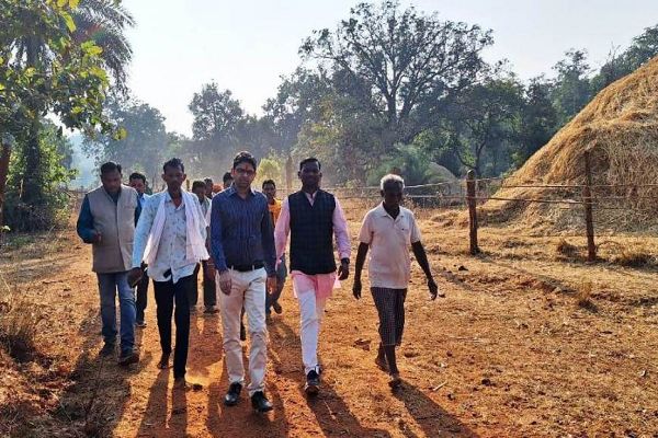 सीईओ ने किया दुर्गूकोंदल के अंतिम गांव रसोली का निरीक्षण