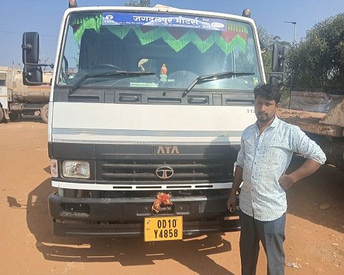  वाहन चालक एवं वाहन स्वामी के पास कोई वैध दस्तावेंज नहीं।