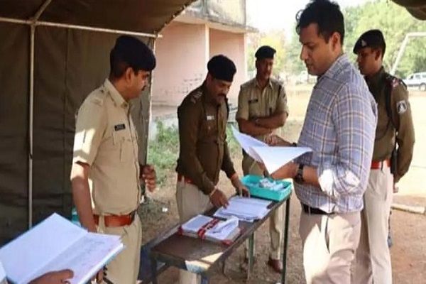 एसआईटी जांच में खुलासा : पुलिस भर्ती में आरक्षक ने अभ्यर्थियों से लिए थे पैसे