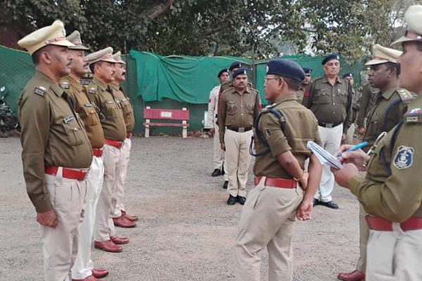 पुलिस कप्तान द्वारा किया गया थाना राजहरा का वार्षिक निरीक्षण