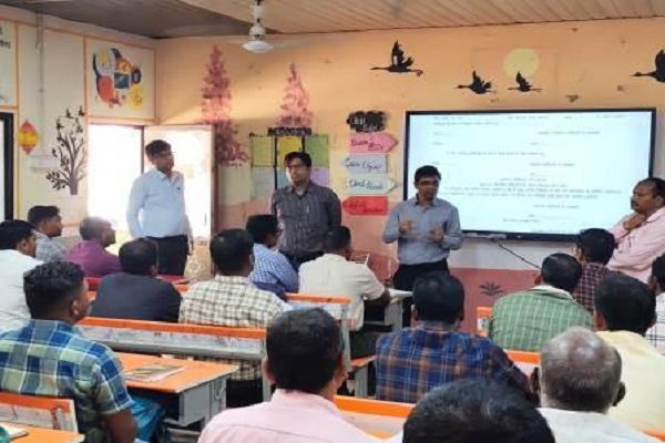 671 पीठासीन अधिकारियों व मतदान अधिकारियों को दिया गया प्रथम चरण का प्रशिक्षण