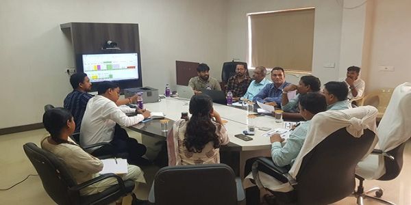 प्रेक्षक की उपस्थिति में मतदान दलों का रेंडमाइजेशन प्रक्रिया संपन्न