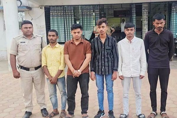 फर्जी सिम बेचने वाले रैकेट, 5 और एजेंट गिरफ्तार