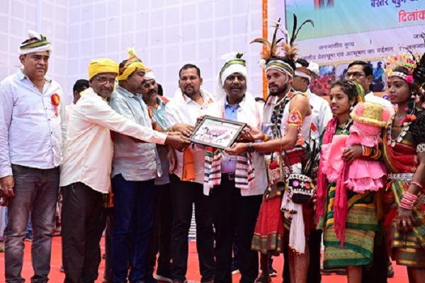 जिला स्तरीय ‘बस्तर पंडुम’ का भव्य शुभारंभ