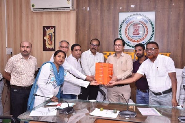 समर कैम्प बच्चों की प्रतिभा को पहचानने का अच्छा अवसर : कलेक्टर
