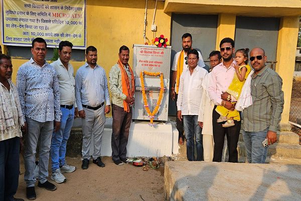  जनसेवा को समर्पित 60वां जन्मदिन &ndash; त्रिलोक सिन्हा ने वाटर कूलर भेंट कर दिखाया सेवा भाव, पुत्र भावेश भी निभा रहे सामाजिक जिम्मेदारी&rdquo;