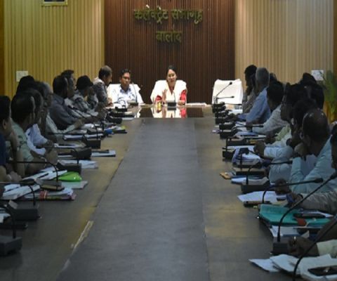 सुशासन तिहार में प्राप्त आवेदनों का समय में निराकरण करें: कलेक्टर