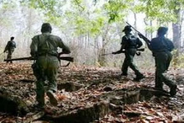 नक्सलियों के खिलाफ ऑपरेशन जारी, सुकमा में मुठभेड़ जारी