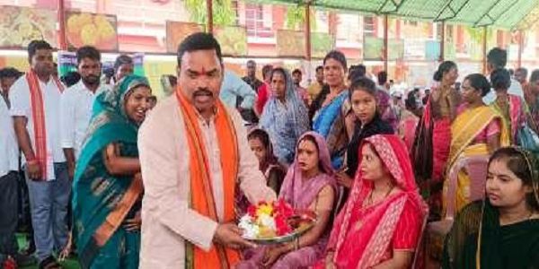  सुशासन तिहार : समाधान शिविर में 1472 मांग तथा 32 शिकायत आवेदनों का किया गया निराकरण