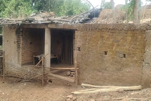 आजादी के 78 साल में भी बैगा बिजली पानी सड़क को तरस रहे