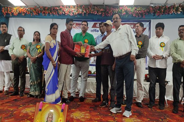 बैलाडीला प्रेस क्लब का वार्षिक मिलन एवं सम्मान समारोह संपन्न -  