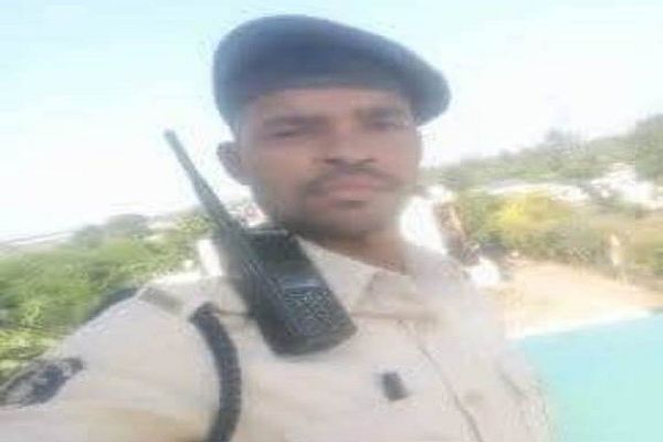 पुलिस की नौकरी दिलाने के नाम पर लाखों की ठगी करने वाला आरोपी गिरफ्तार
