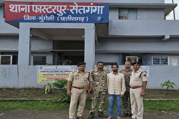 घरेलू रंजिश के चलते पुत्र ने किया अपनी मां की हत्या, पिता पर भी किया कुल्हाड़ी जानलेवा हमला, आरोपी पुत्र  गिरफ्तार 