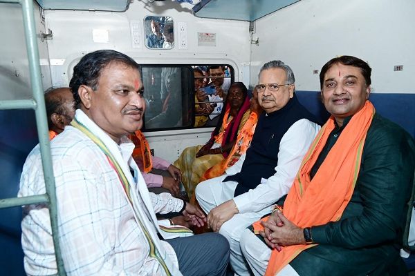  छत्तीसगढ़ की स्थापना के रजत जयंती वर्ष में एक और महत्वपूर्ण उपलब्धि &ldquo;रामलला दर्शन योजना&rdquo; का राजनांदगांव  में साकार होना।