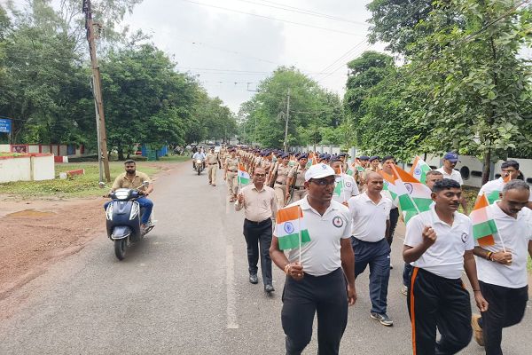   दक्षिण पूर्व मध्य रेलवे में&lsquo;हर घर तिरंगा&rsquo; अभियान से गूंजा देशभक्ति का जज़्बा