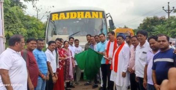  श्री रामलला के दर्शन के लिए जिले से श्रद्धालुओं का दल रवाना