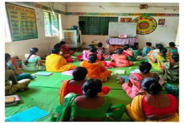 दीदी के गोठ रेडियो कार्यक्रम : जिले की सभी 185 ग्राम पंचायतों में किया गया सामूहिक प्रसारण