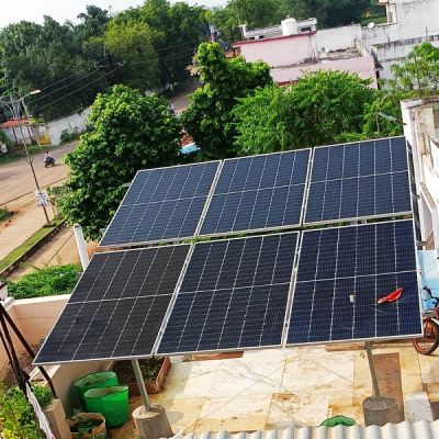 भारती सिंह बनीं &lsquo;ऊर्जा उत्पादक&rsquo;: सोलर रूफटॉप से घर बना मिनी पावरहाउस