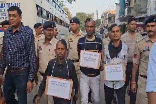 दोहरी हत्याकांड का खुलासा: कोरिया पुलिस ने तीन आरोपियों को दबोचा