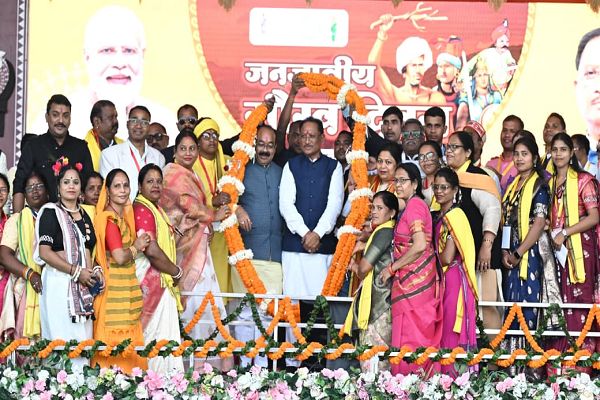 देश के जनजातीय समाज को आगे बढ़ाने का काम कर रहे प्रधानमंत्री श्री नरेंद्र मोदी : मुख्यमंत्री श्री विष्णु देव साय