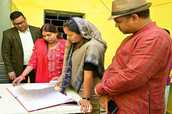 मंत्री श्रीमती लक्ष्मी राजवाड़े ने सखी वन स्टॉप सेंटर और नशा मुक्ति केंद्र का किया निरीक्षण