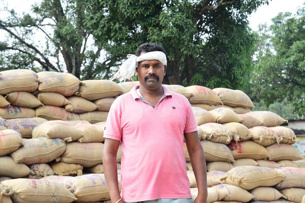 खरीफ विपणन वर्ष 2025-26 : युवा किसान सूरजूराम ने बेचा 41 क्विंटल धान