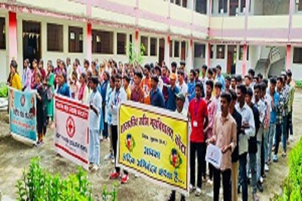 विश्व एड्स दिवस : सुकमा जिले में जागरूकता और जिम्मेदारी का संदेश