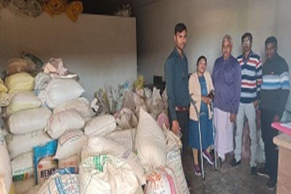 गुरसिया एवं पचरा में अवैध धान भंडारण पर संयुक्त टीम की बड़ी कार्रवाई