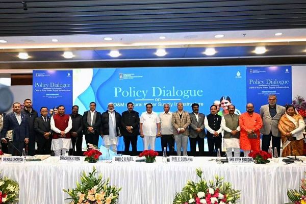 निर्बाध एवं गुणवत्तापूर्ण जलापूर्ति के लिए पेयजल योजनाओं का प्रभावी संचालन व अनुरक्षण सुनिश्चित करना जरूरी - श्री अरुण साव