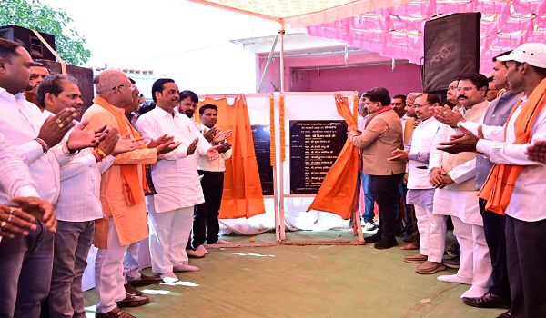 उप मुख्यमंत्री ने छत्रपति शिवाजी के प्रतिमा का किया लोकार्पण