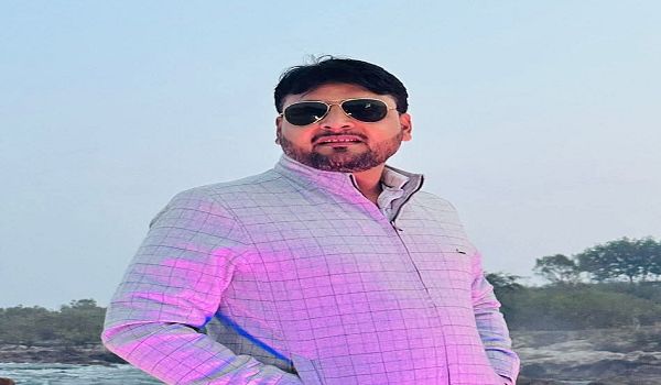 सड़क नहीं बना तो होगा जनआंदोलन