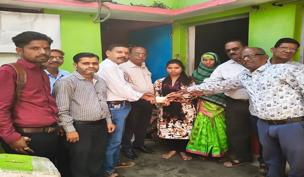 बेटी की पढ़ाई के लिए डड़सेना समाज का सहयोग