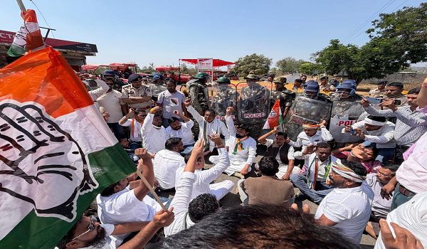 अफीम की अवैध खेती को लेकर सियासत गरम, कांग्रेस का जोरदार धरना-प्रदर्शन भाजपा नेताओं-मंत्रियों पर संरक्षण का आरोप, निष्पक्ष जांच और कार्रवाई की मांग