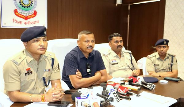 कबीरधाम पुलिस को बड़ी सफलता,  सत्यमदास मानिकपुरी हत्याकांड का खुलासा, विधि से संघर्षरत नाबालिक बालक अभिरक्षा में