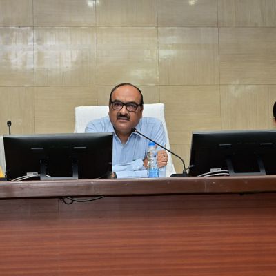 मुख्य सचिव श्री विकास शील की अध्यक्षता में सम्पन्न हुई नक्सल प्रभावित जिलों के आजीविका संवर्धन हेतु परामर्श कार्यशाला