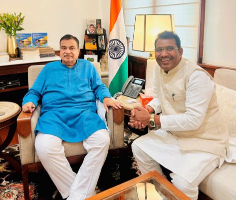 विधायक रोहित साहू ने केंद्रीय मंत्री नितिन गडकरी एवं चिराग पासवान से की मुलाकात, राजिम के विकास को मिलेगी नई गति