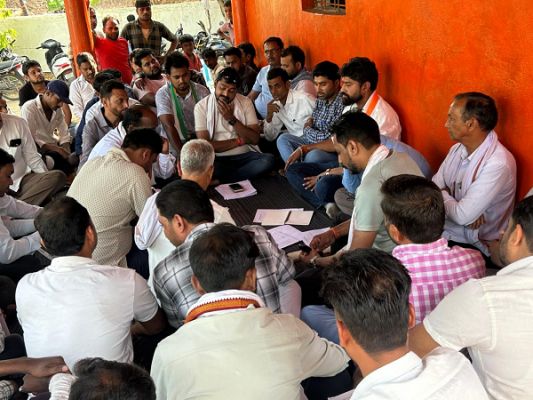 पण्डरिया ब्लॉक में युद्ध स्तर पर संगठन सृजन: बूथ-पंचायत और BLA गठन को लेकर कांग्रेस का अभियान तेज